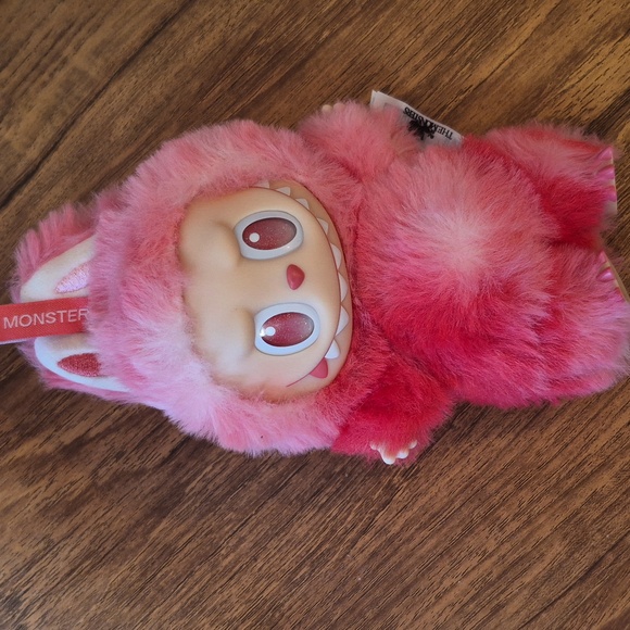 BIE Labubu "Love" Plush Pendant ❤️ - Picture 4 of 6